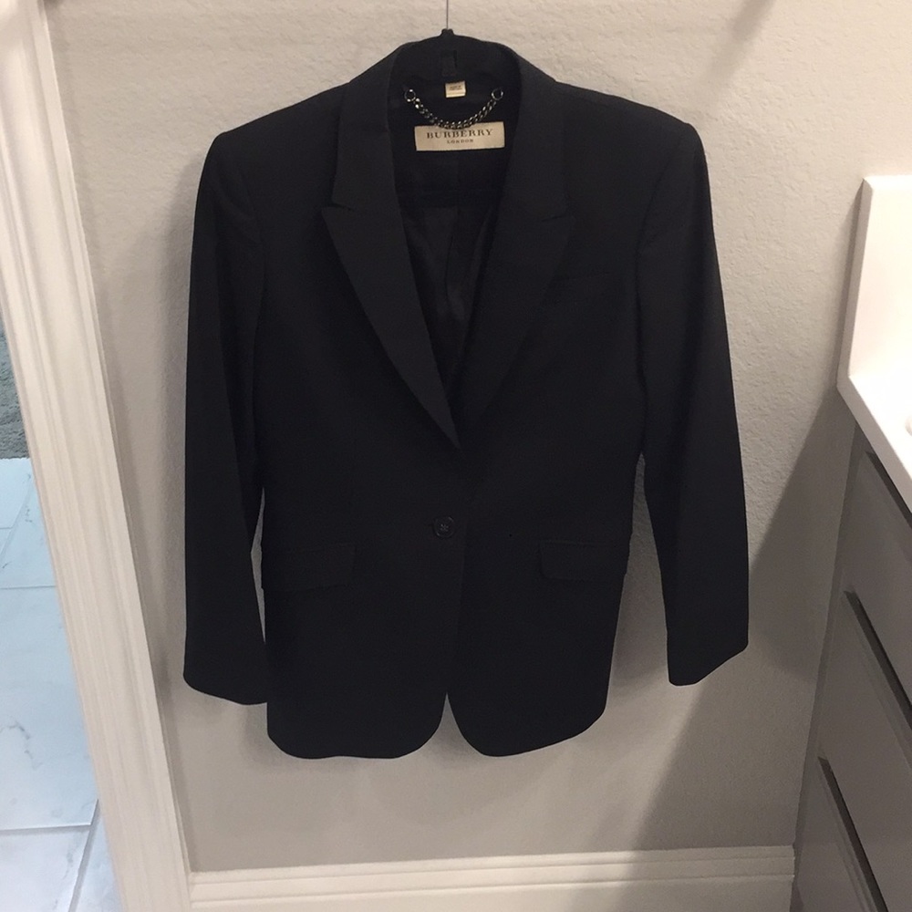 Burberry *BLACK* Slim fit Boyfriend length blazer